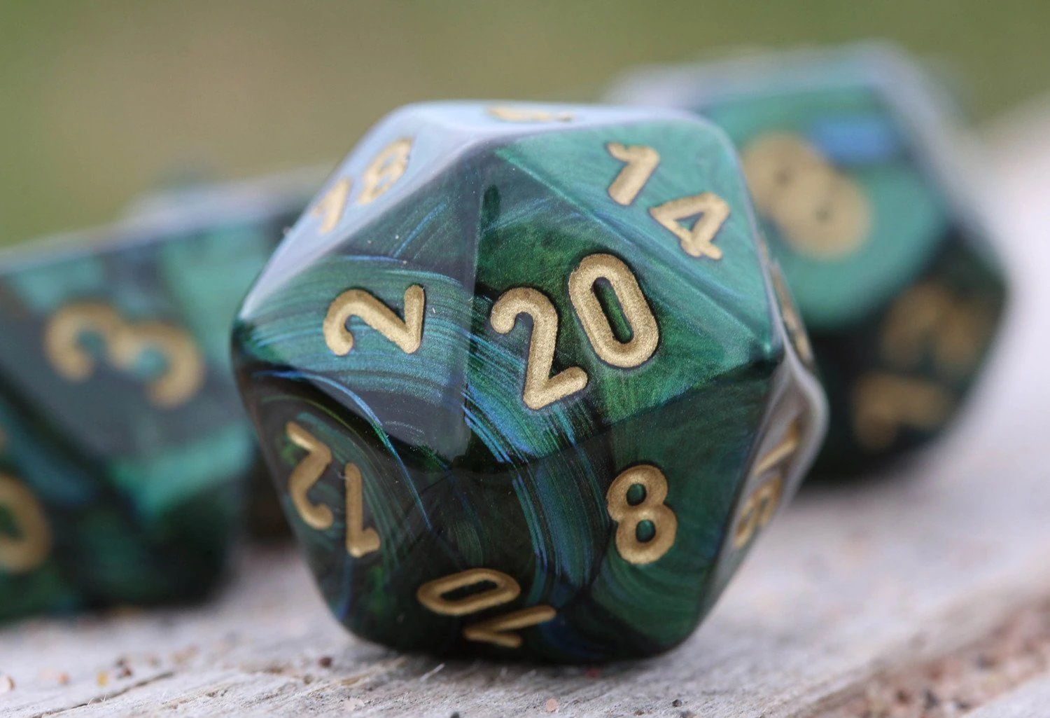 Scarab Jade Green & Gold full set photo 3
